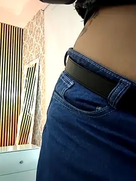 martinna tay online show from 28, 3, 2026