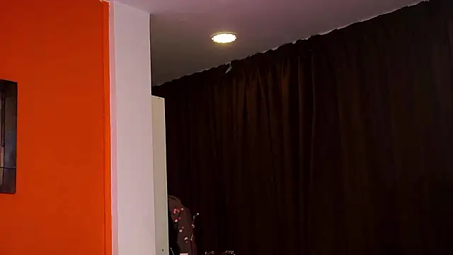 LovingBlondie online show from 6, 3, 2026