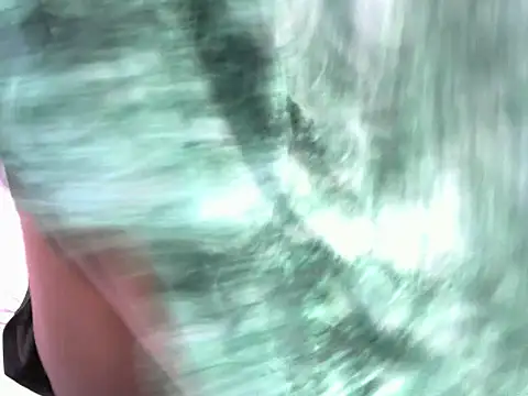 Snapshot of Creamy-Queen chatting on 23, 10, 2025 Creamy-Queen online show from 23, 10, 2025