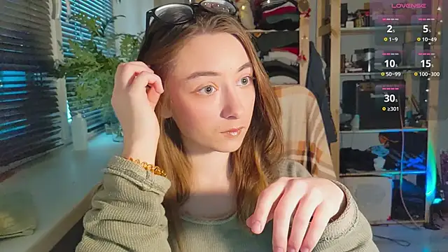 monlight  dana online show from 5, 3, 2025