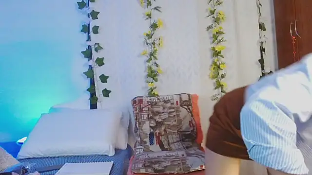 cattaleya1476 online show from 11, 2, 2025