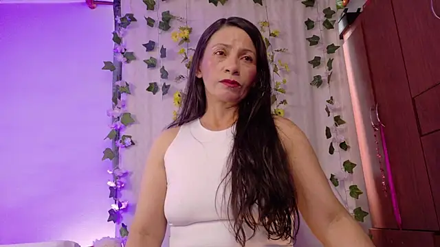 Snapshot of cattaleya1476 chatting on 5, 3, 2026 cattaleya1476 online show from 5, 3, 2026