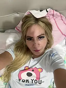 LARIANA RIVERA23 online show from 10, 2, 2026