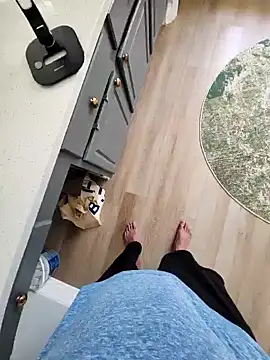 theclubist111 online show from 10, 2, 2025