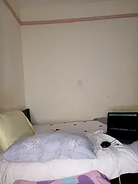 Snapshot of ManyaFatuity chatting on 8, 3, 2025 ManyaFatuity online show from 8, 3, 2025