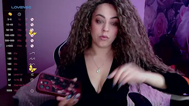 Snapshot of _Just_a_queen_3 chatting on 4, 12, 2024 Just a queen 3 online show from 4, 12, 2024