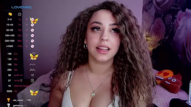 Snapshot of _Just_a_queen_3 chatting on 9, 12, 2024 Just a queen 3 online show from 9, 12, 2024