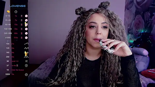 Snapshot of _Just_a_queen_3 chatting on 22, 1, 2025 Just a queen 3 online show from 22, 1, 2025