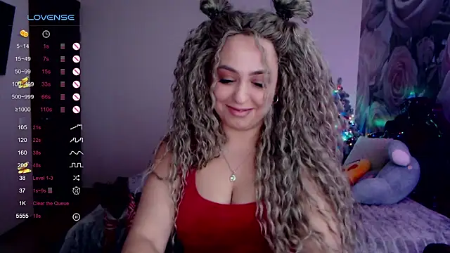 Snapshot of _Just_a_queen_3 chatting on 23, 1, 2025 Just a queen 3 online show from 23, 1, 2025