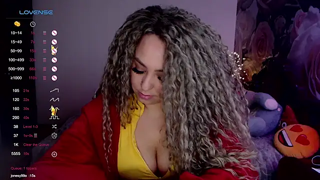 Snapshot of _Just_a_queen_3 chatting on 20, 2, 2025 Just a queen 3 online show from 20, 2, 2025