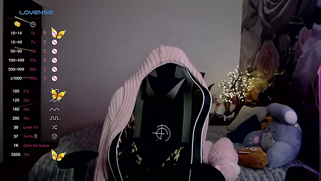 Snapshot of _Just_a_queen_3 chatting on 9, 3, 2025 Just a queen 3 online show from 9, 3, 2025