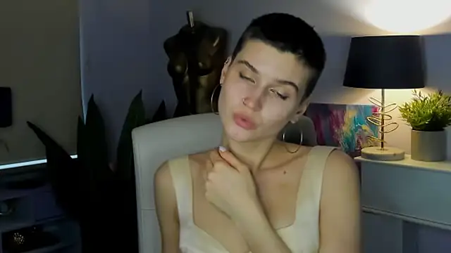 Snapshot of sarah_perfect chatting on 4, 11, 2025 sarah perfect online show from 4, 11, 2025