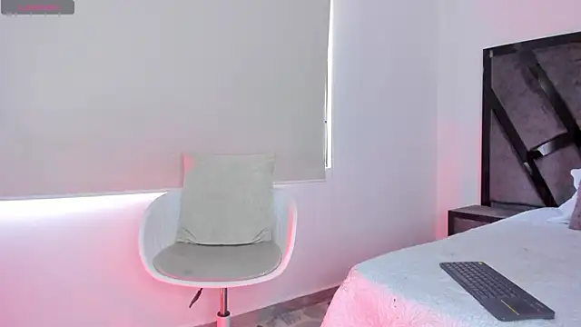 Snapshot of CandyMeyerss_ chatting on 31, 1, 2025 CandyMeyerss online show from 31, 1, 2025