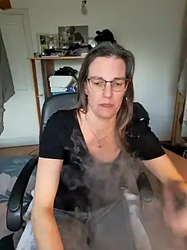 SpiceLea online show from 11, 1, 2025