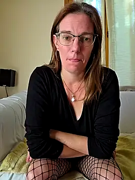 SpiceLea online show from 22, 9, 2025