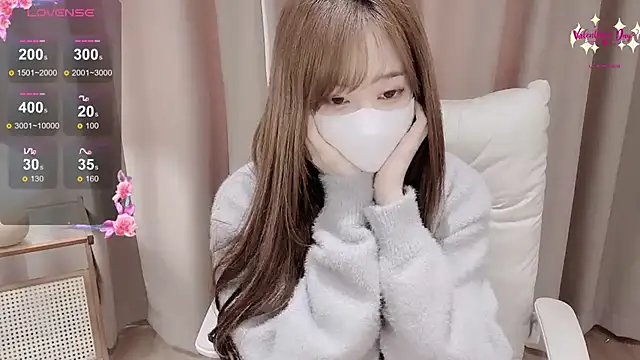 Yuuuuuly online show from 5, 12, 2025