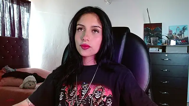 Snapshot of Ary_Pieerce chatting on 24, 10, 2025 Ary Pieerce online show from 24, 10, 2025