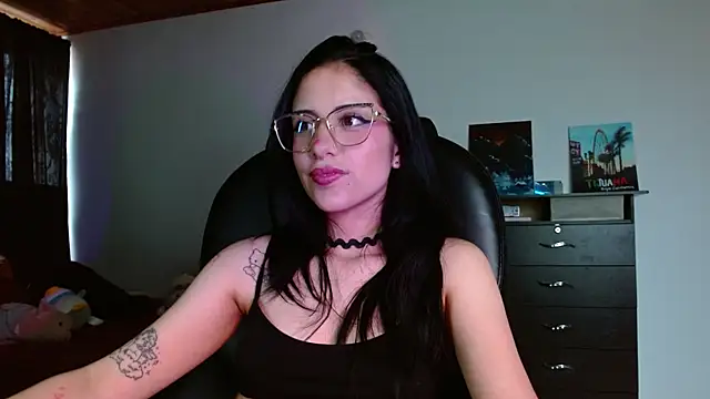 Snapshot of Ary_Pieerce chatting on 27, 11, 2025 Ary Pieerce online show from 27, 11, 2025