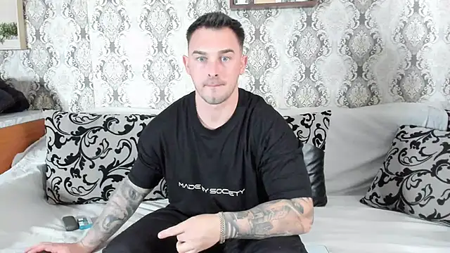 Jonmusclemaster online show from 30, 1, 2025