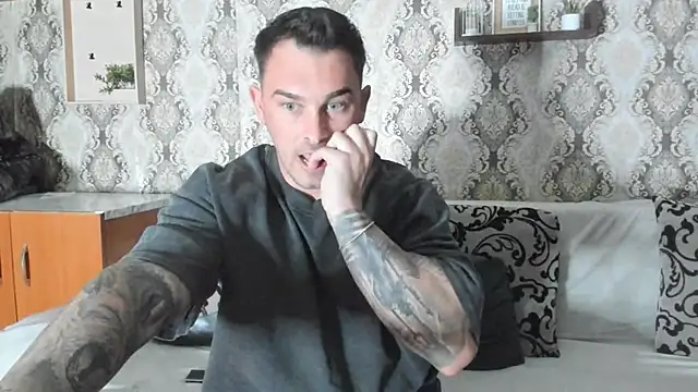 Jonmusclemaster online show from 25, 2, 2025