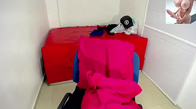 alicehugecock online show from 6, 3, 2025