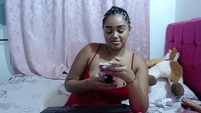 Snapshot of kiara_milf_ chatting on 7, 3, 2025 kiara milf online show from 7, 3, 2025