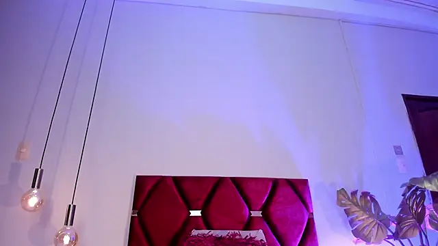 AlissaNix online show from 2, 3, 2025