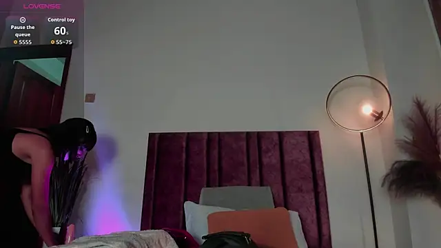 AlissaNix online show from 28, 3, 2026