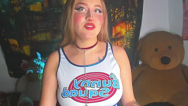 LailaCatt online show from 5, 12, 2025