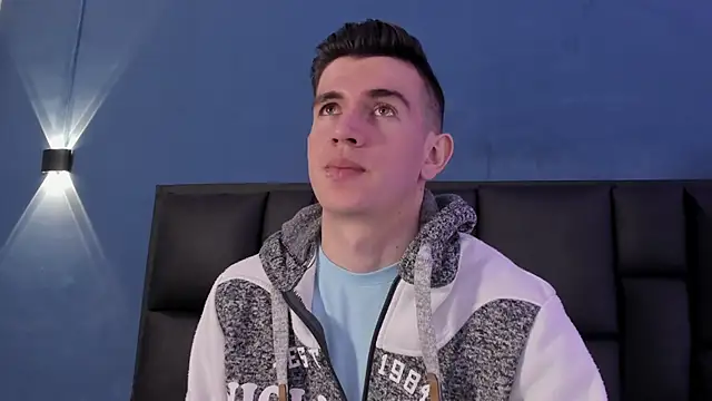 Snapshot of MikaelSlow chatting on 7, 11, 2025 MikaelSlow online show from 7, 11, 2025