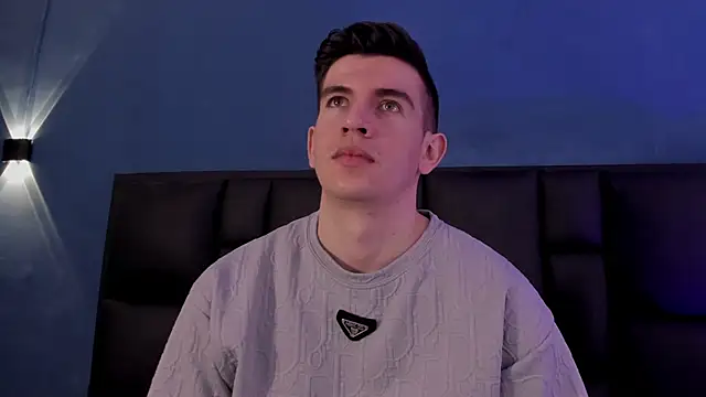 Snapshot of MikaelSlow chatting on 22, 11, 2025 MikaelSlow online show from 22, 11, 2025