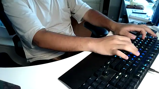 big-pig online show from 4, 10, 2025