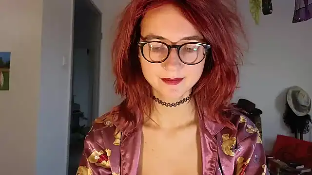 Snapshot of TatianaRomanov chatting on 9, 9, 2025 TatianaRomanov online show from 9, 9, 2025