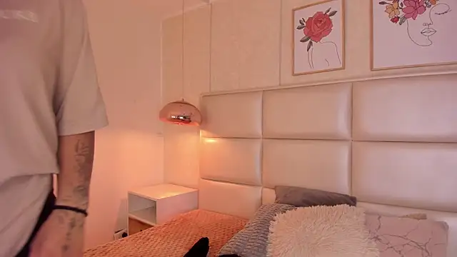 Aily Yozuko online show from 21, 3, 2026