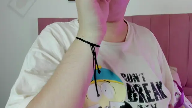 Snapshot of GENNESIS_LOVE chatting on 14, 9, 2025 GENNESIS LOVE online show from 14, 9, 2025