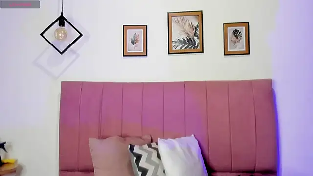 Snapshot of GENNESIS_LOVE chatting on 11, 11, 2025 GENNESIS LOVE online show from 11, 11, 2025