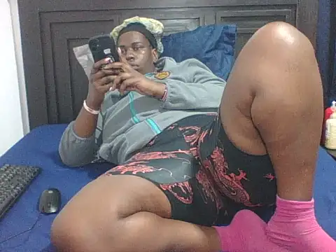 SexyTirries13 online show from 19, 4, 2026