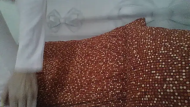 Snapshot of MarikaMilff chatting on 11, 10, 2025 MarikaMilff online show from 11, 10, 2025