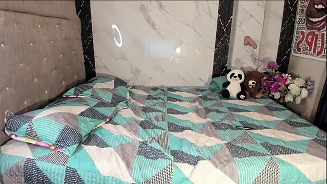 tattys sexy online show from 18, 4, 2026