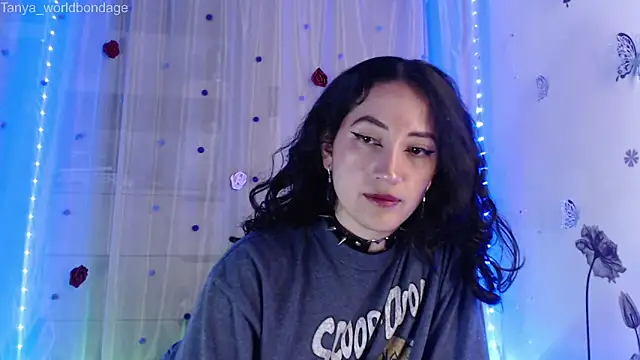 Tanya WorldBondage online show from 16, 4, 2026