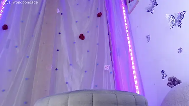 Snapshot of Tanya_WorldBondage chatting on 12, 6, 2026 Tanya WorldBondage online show from 12, 6, 2026