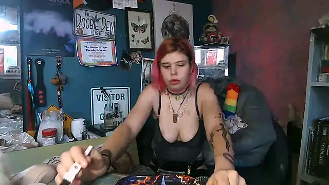 Snapshot of Esteem369 chatting on 5, 12, 2024 Esteem369 online show from 5, 12, 2024