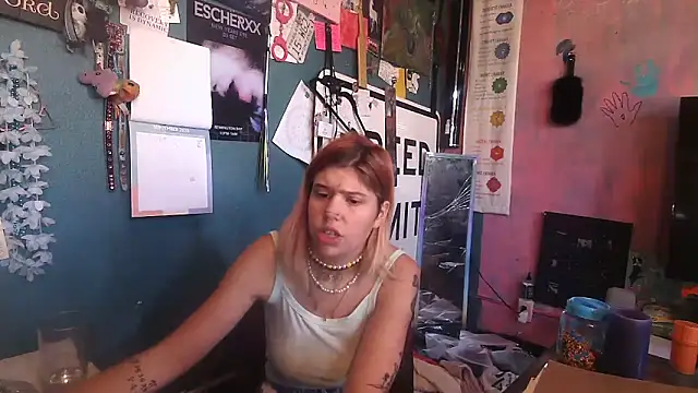 Snapshot of Esteem369 chatting on 11, 9, 2025 Esteem369 online show from 11, 9, 2025