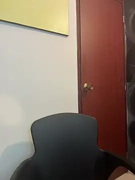 ScarletKings online show from 4, 4, 2026