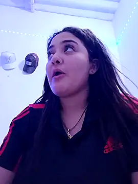 Snapshot of Liancy chatting on 17, 12, 2024 Liancy online show from 17, 12, 2024