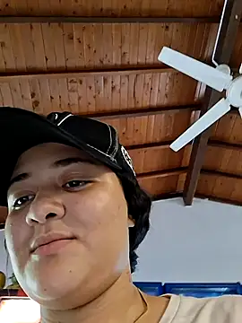 Snapshot of Liancy chatting on 7, 10, 2025 Liancy online show from 7, 10, 2025