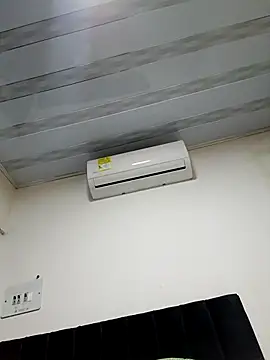 Snapshot of Liancy chatting on 23, 11, 2025 Liancy online show from 23, 11, 2025