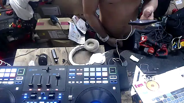 Snapshot of tongueispowerr6d9 chatting on 5, 1, 2025 tongueispowerr6d9 online show from 5, 1, 2025