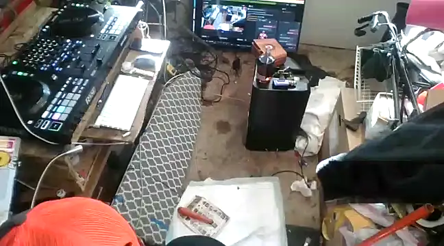 Snapshot of tongueispowerr6d9 chatting on 14, 1, 2025 tongueispowerr6d9 online show from 14, 1, 2025