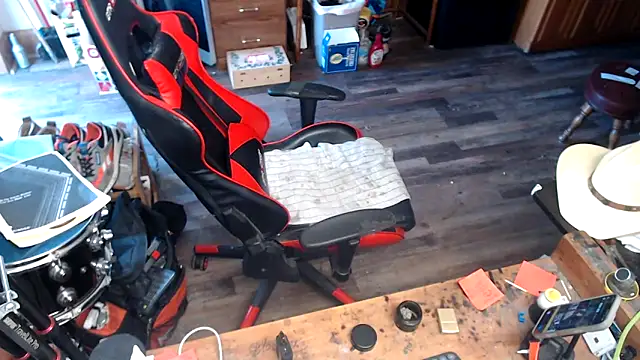 tongueispowerr6d9 online show from 24, 4, 2026